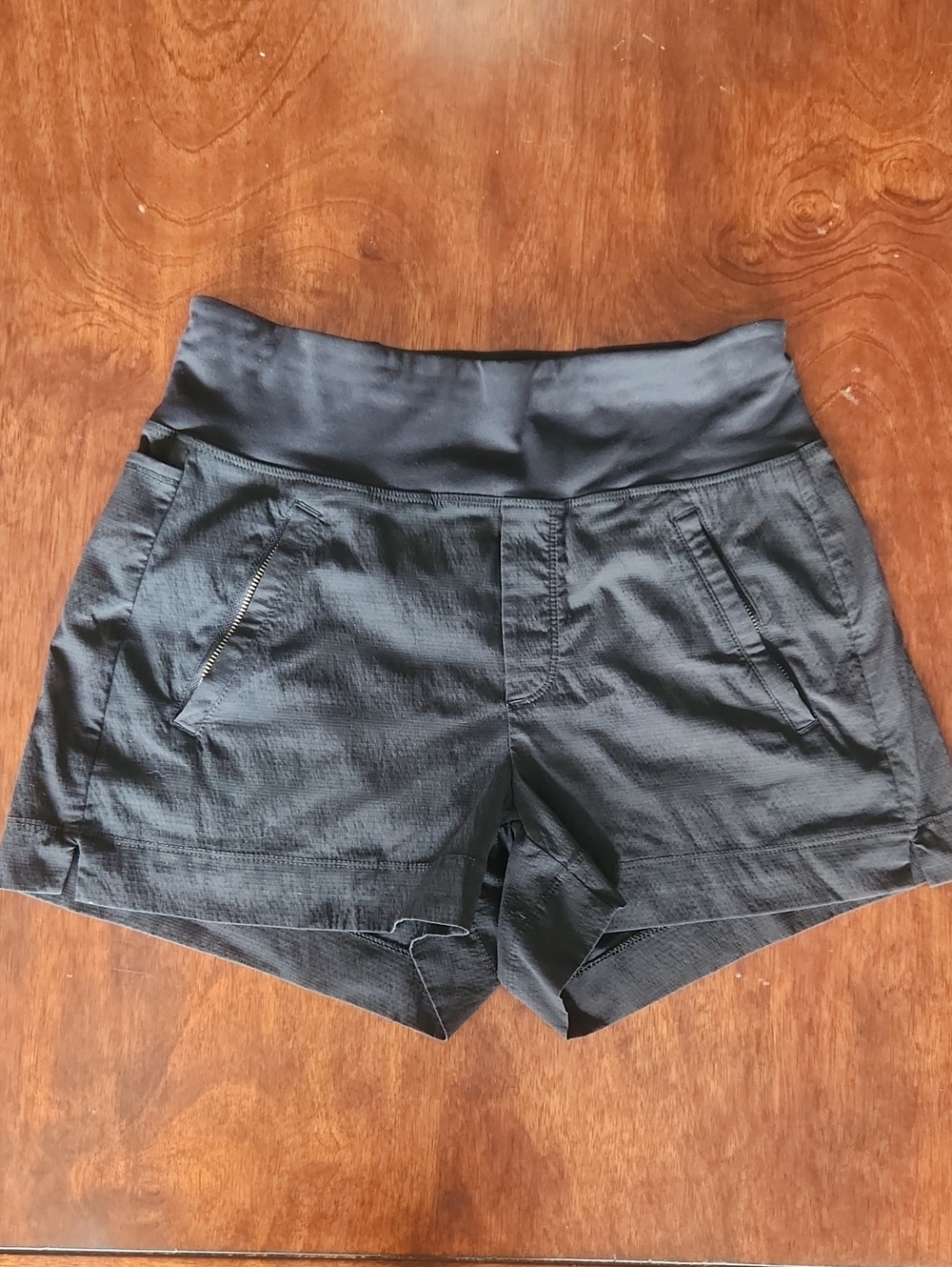 Athleta Trekkie North Black Shorts